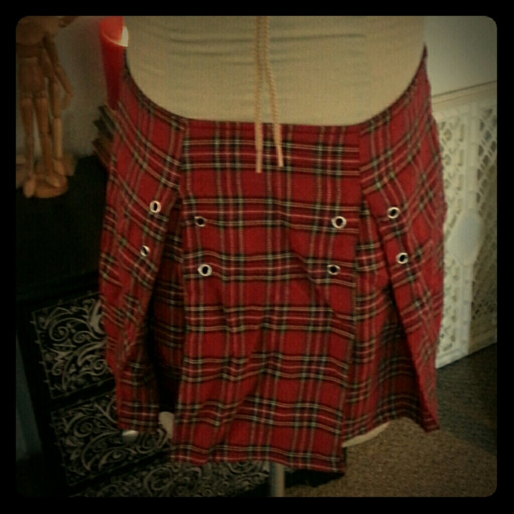 COPY - Punk plaid lip service skirt w/grommets sz s
